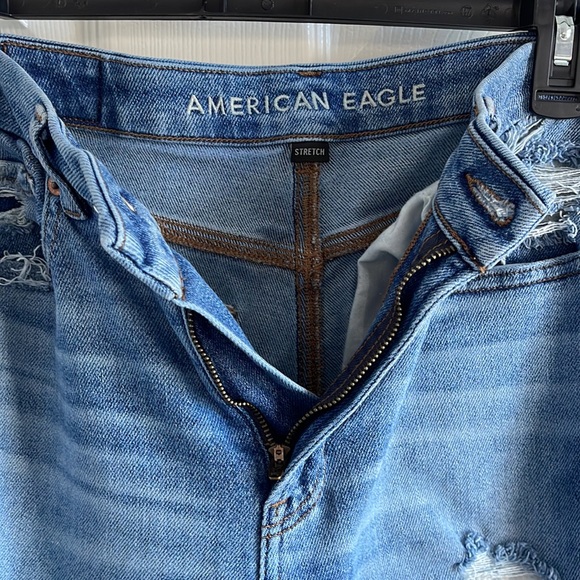 American Eagle Stretch Ripped Jeans - Picture 4 of 4